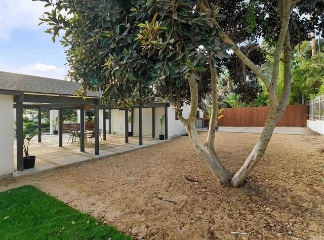 Building Photo - 1482 Avocado Rd