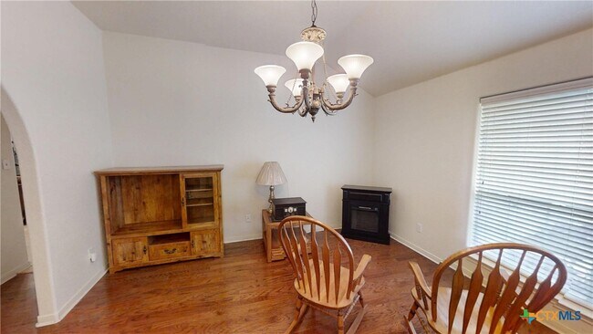 Building Photo - 5601 Hunters Ridge Trail