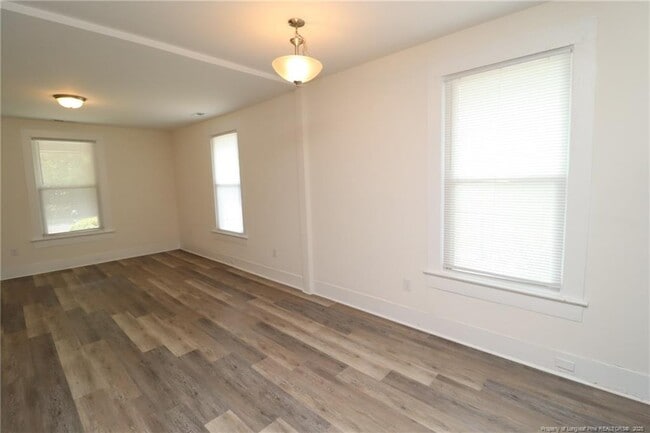 Building Photo - 1009 Taylor St