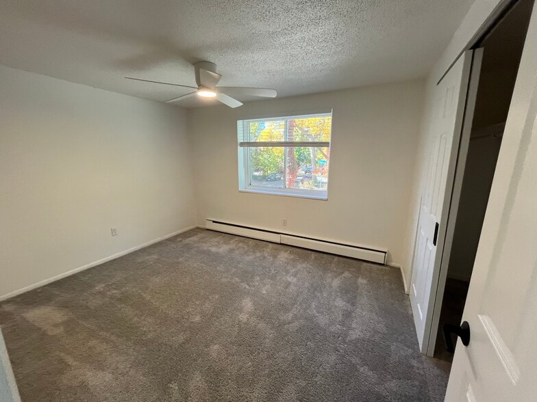 Building Photo - 165 S Clarkson St