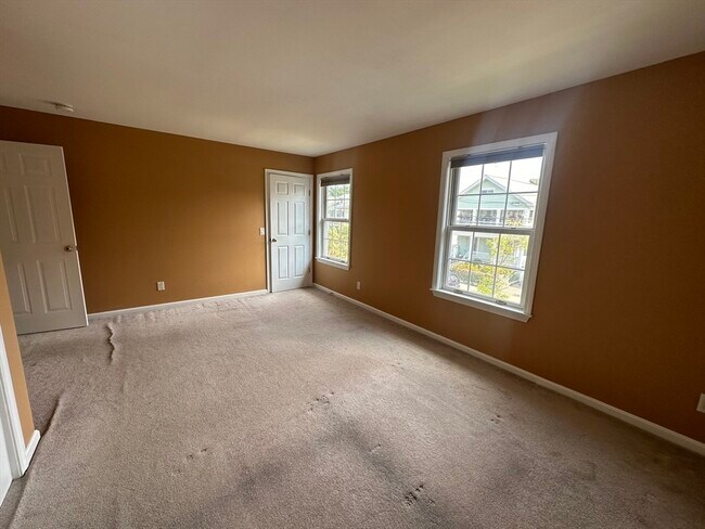 Building Photo - 47 Bower St