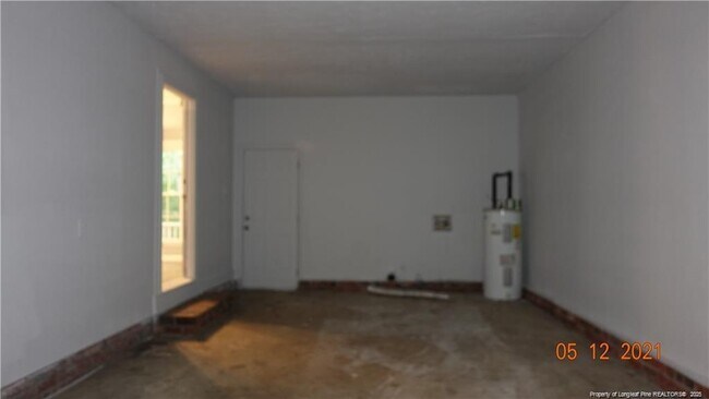 Building Photo - 6930 Melbourne Dr