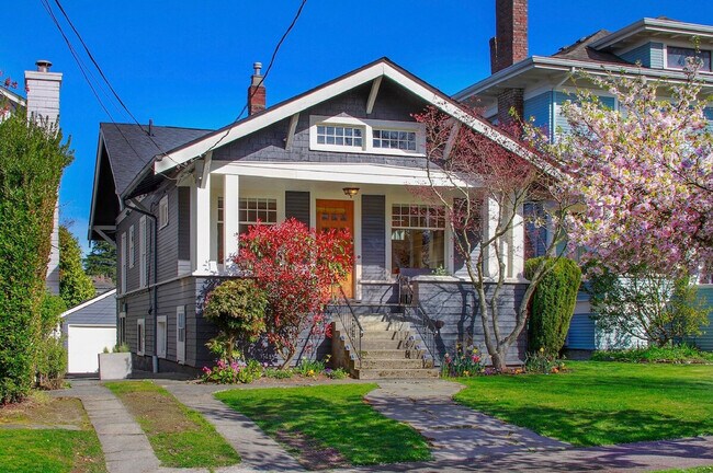 Building Photo - 1706 Warren Ave N