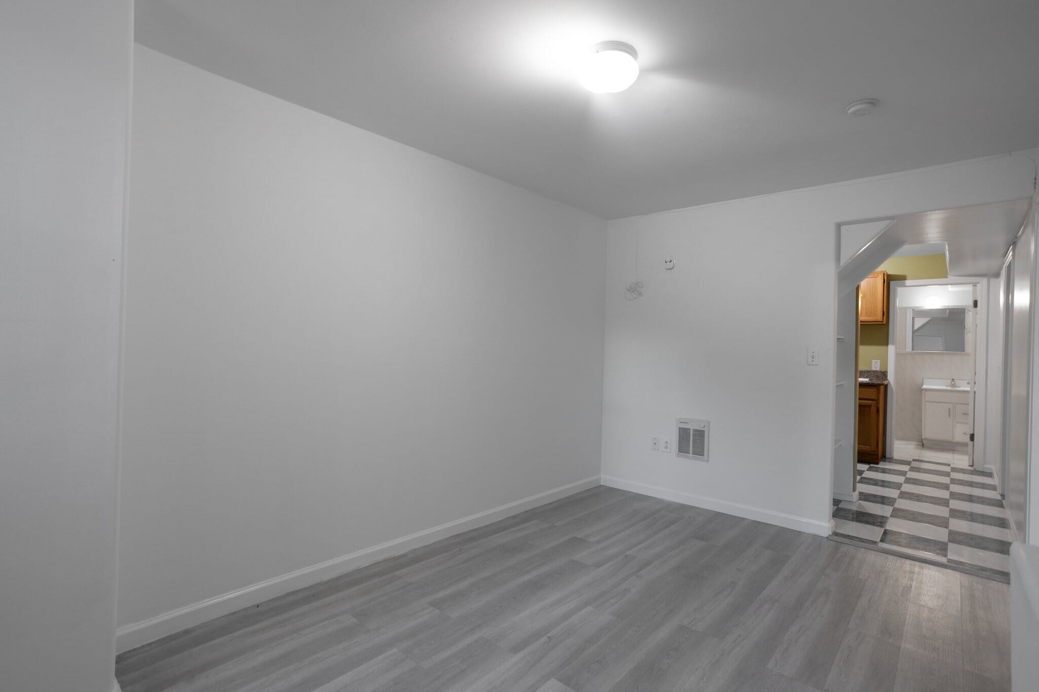 Building Photo - 346 Monticello St