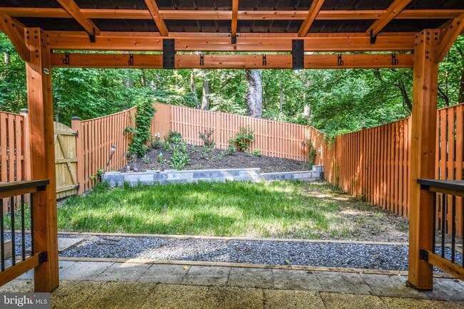 Building Photo - 10231 Millstream Dr