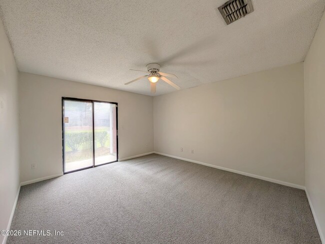 Building Photo - 8412 Long Meadow Cir N