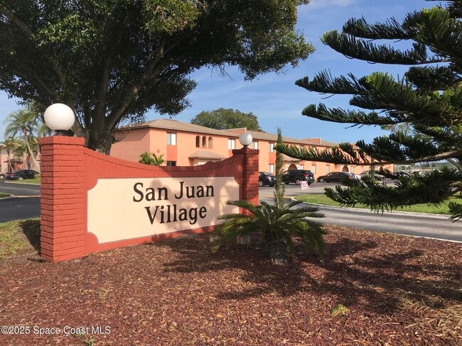 Building Photo - 215 San Juan Cir