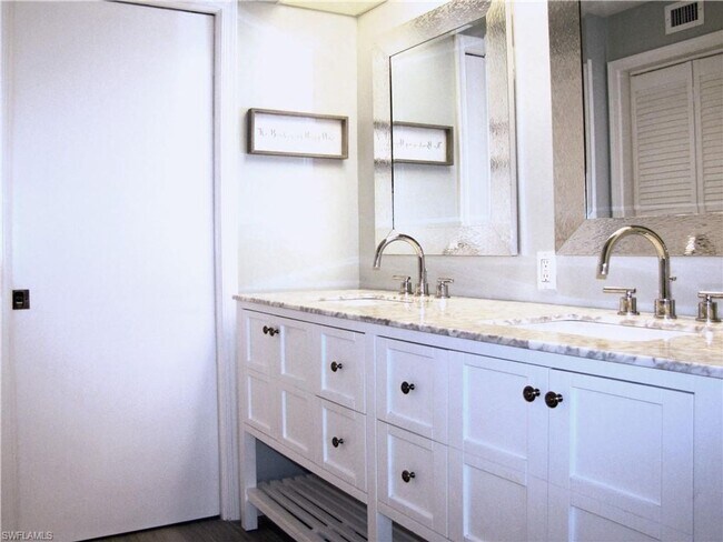 Building Photo - Annual Rental Opportunity! Stylish 2-Bed C...