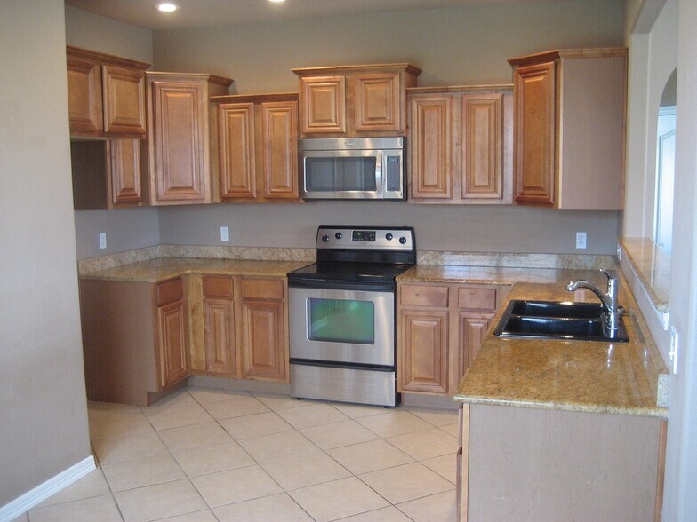 Building Photo - 107 Greer St