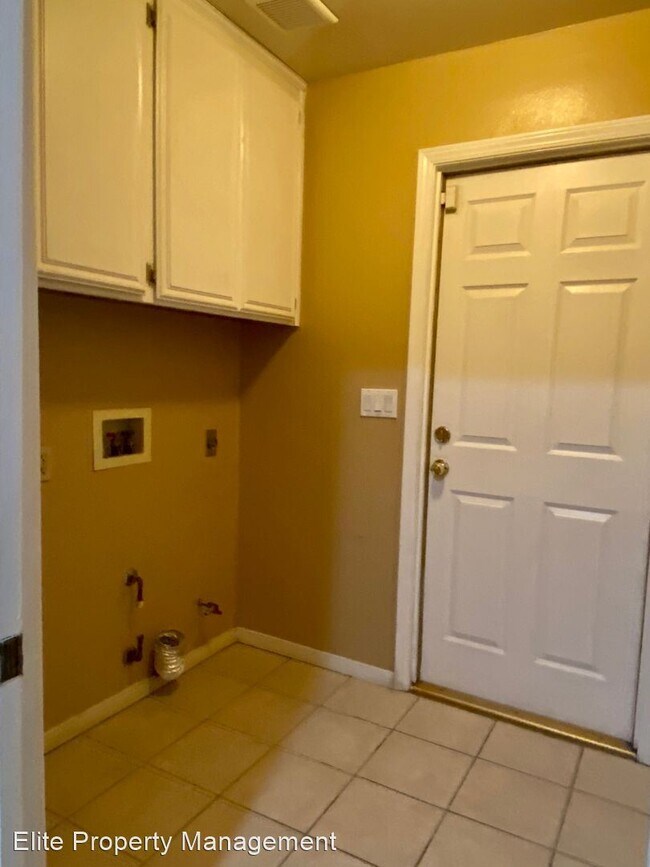 Building Photo - 3 br, 2 bath House - 424 Dewalt Ave