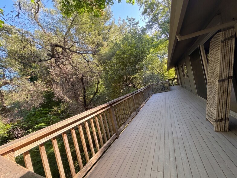 Building Photo - 410 Bolinas Rd