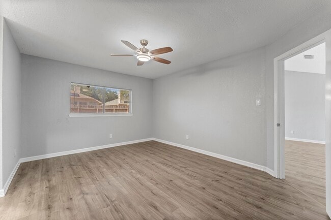 Building Photo - 4907 Tealgate Dr