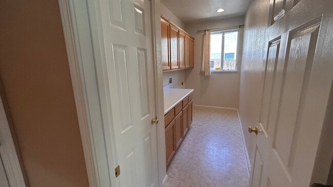 Building Photo - 4108 Imagine Ct