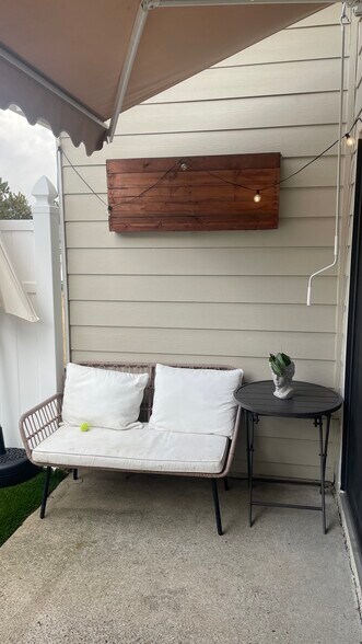 Building Photo - 3383 Hidden Cove Cir