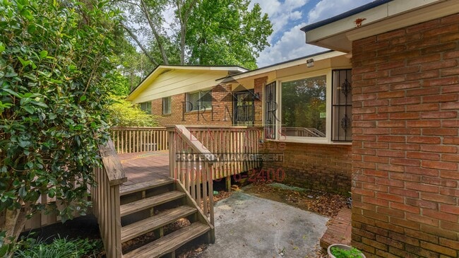 Building Photo - 3853 Rockdale Dr