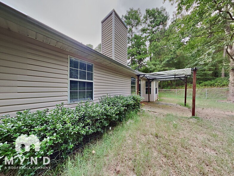 Building Photo - 135 Mountain Ct