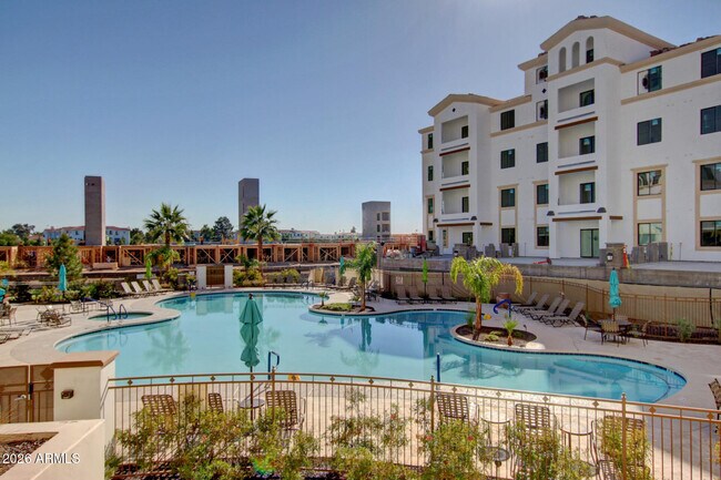 Building Photo - 2511 W Queen Creek Rd