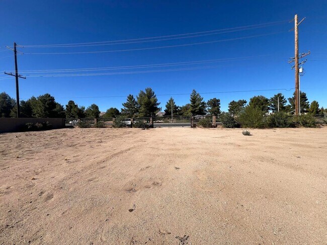 Building Photo - 40716 30th St W