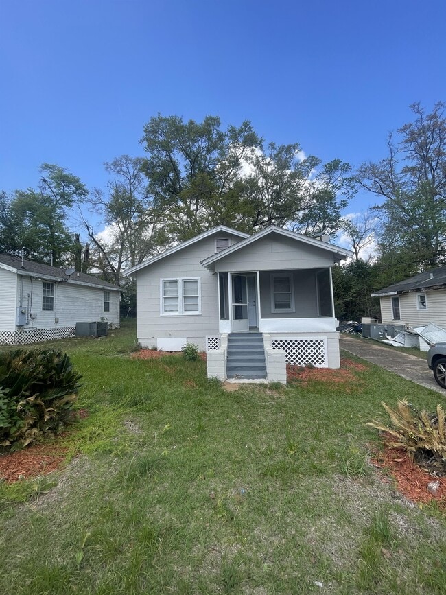 Primary Photo - 914 Dunn St