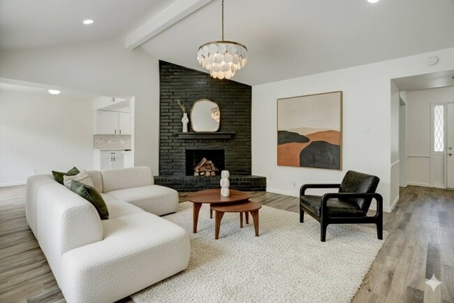 Building Photo - 14035 Myrtlea Dr