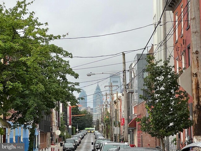 Building Photo - 1723 Willington St