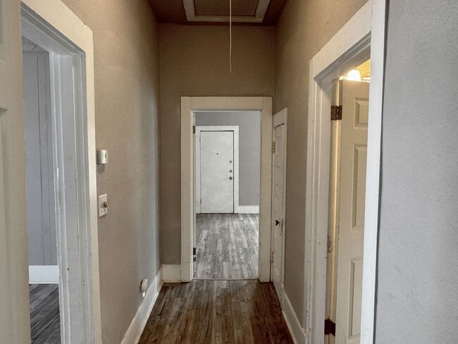 Building Photo - 1504 Austin St