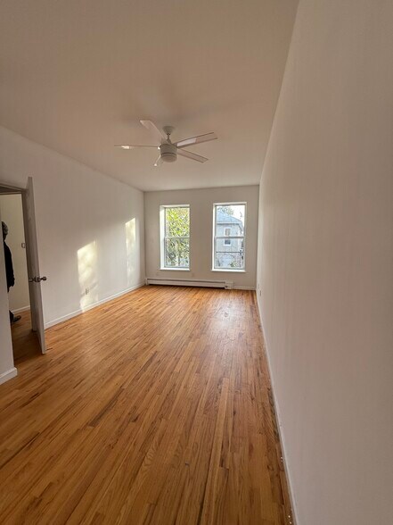 Building Photo - 819 Saratoga Ave