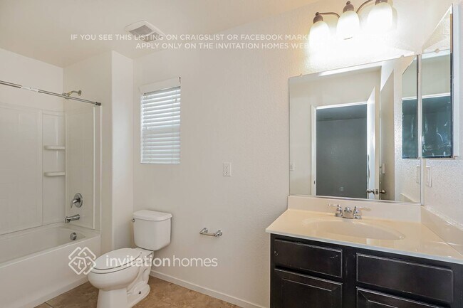 Building Photo - 8925 Robbins Rd