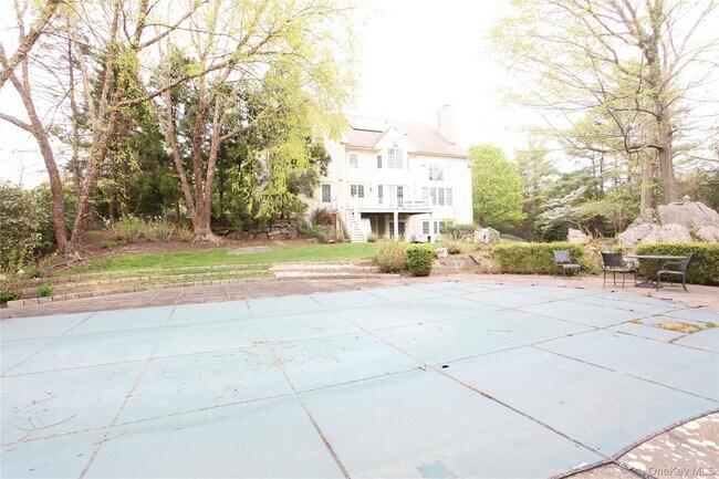 Building Photo - 1 Augusta Ct