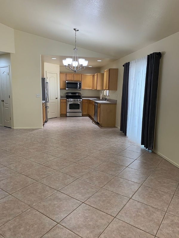 Building Photo - 2868 S Beck Dr