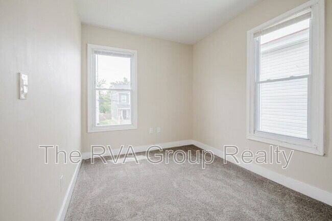 Building Photo - 1147 Farmer St