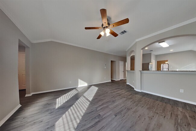 Building Photo - 26849 Armor Oaks Dr