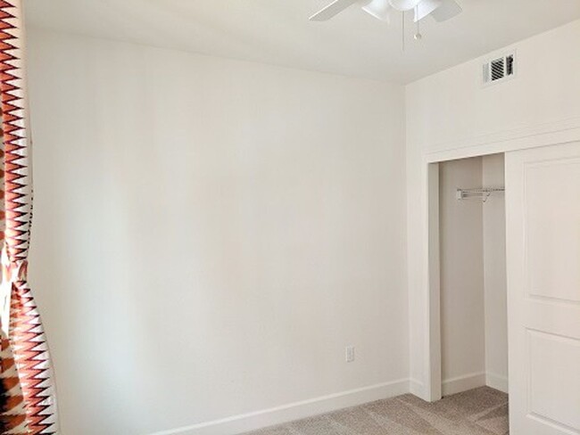 Building Photo - 3 Bed 2 Bath Condo Near Great Mall - Milpitas