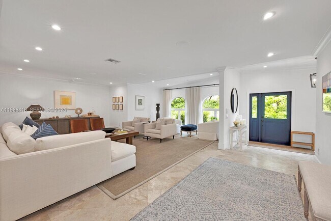 Building Photo - 6140 SW 90th St