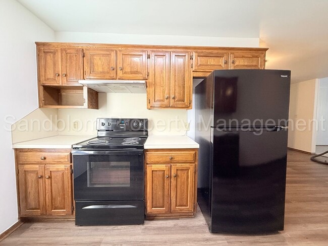 Building Photo - For Lease | South Tulsa Duplex | Available Now!