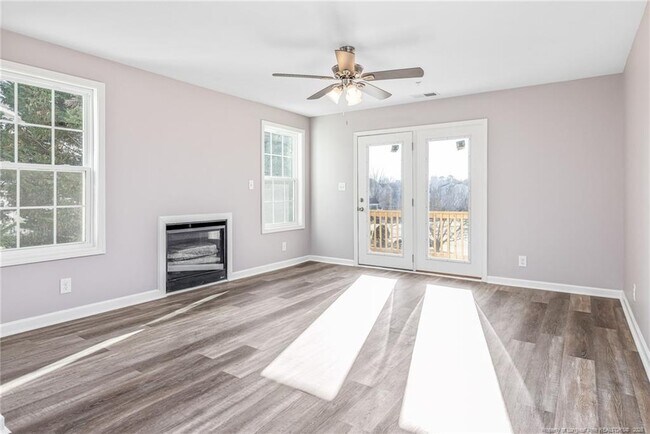 Building Photo - 264 Waterdown Dr