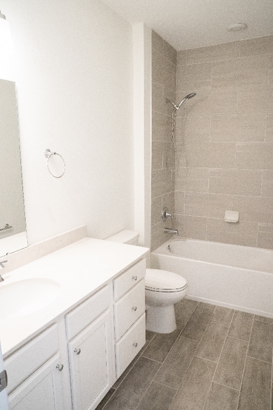 Building Photo - 2965 Crossfield Dr