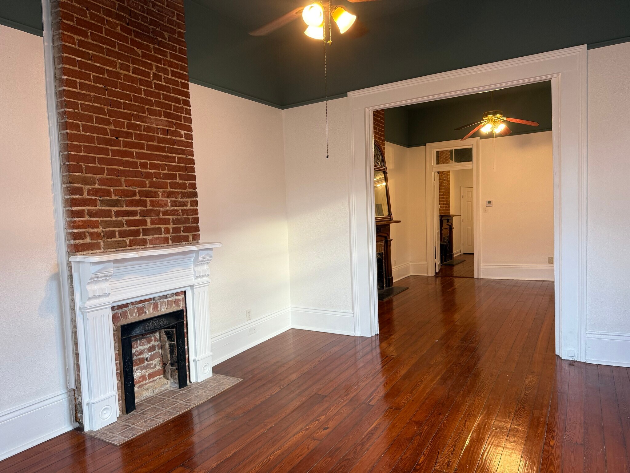 Building Photo - 442 S Rendon St