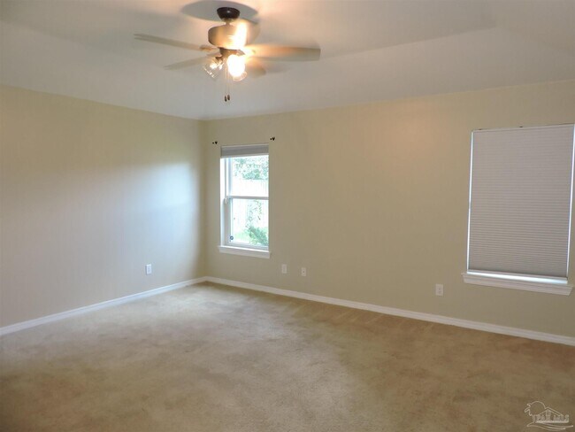 Building Photo - 5016 Challenger Way