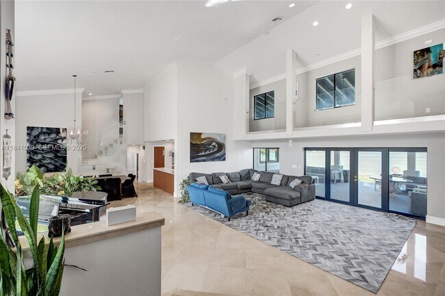 Building Photo - 13724 SW 92nd Ct