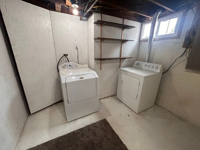 Building Photo - Beautiful 3 Bed, 2 Bath House Near Manito Park on South Hill!