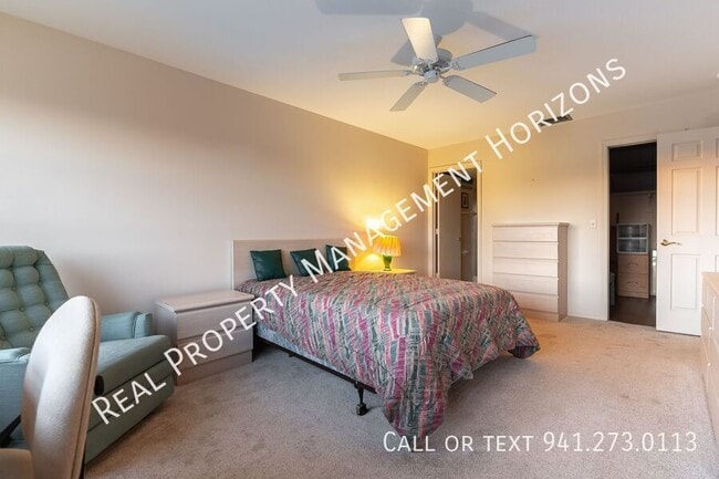 Building Photo - 4813 Independence Dr