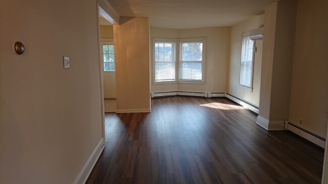 1st floor front - 223 Meredith St
