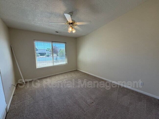 Building Photo - 3182 S Bloomington Dr W