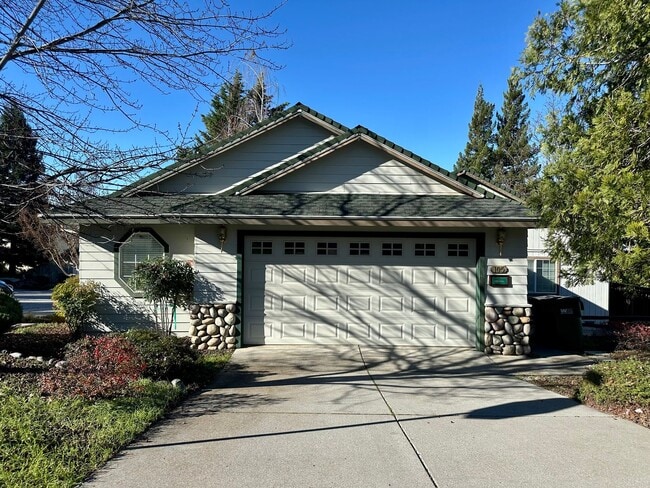 Building Photo - 2 Bedroom 2 bathroom House in Morgan Ranch