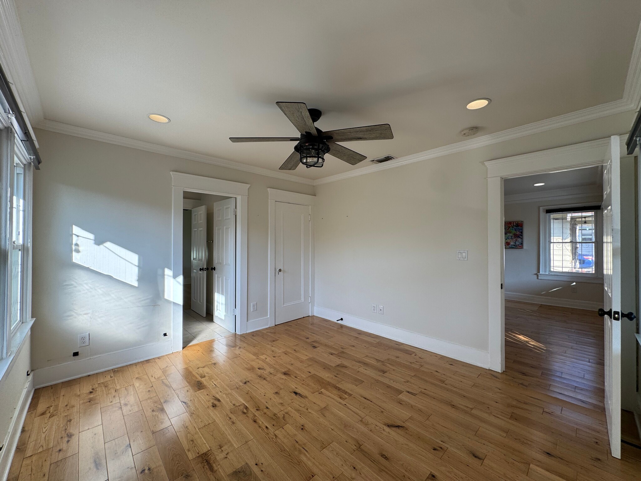 Building Photo - 1763 W 39th St