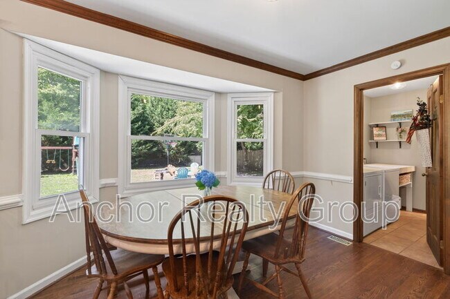 Building Photo - 1001 Santa Clara Ct