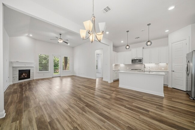Building Photo - 10906 Perennial Mist Dr