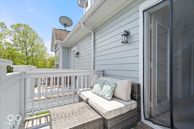 Building Photo - 2405 N Park Ave