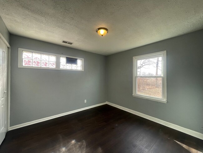 Building Photo - 4BD/1BA Home In Hammond